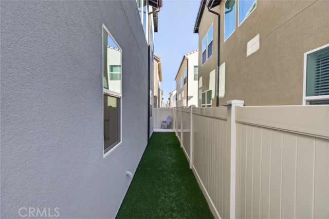 Detail Gallery Image 39 of 66 For 4059 Pomelo Dr, Corona,  CA 92883 - 4 Beds | 3 Baths