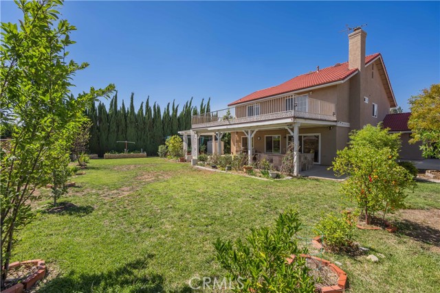 653 Rocking Horse Road, Walnut CA: https://media.crmls.org/medias/ff39174f-fbd7-469b-9c0e-8a3a20b2c452.jpg