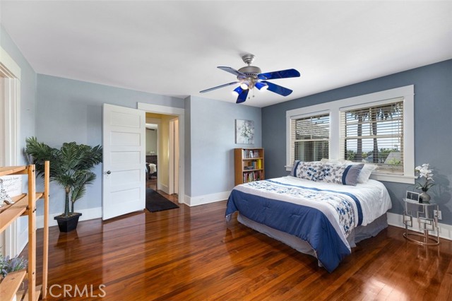 Upstairs spacious bedroom