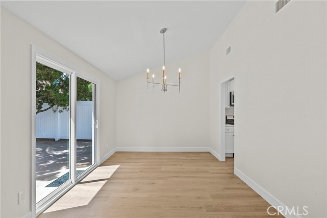 12847 Winthrop Avenue, Granada Hills CA: https://media.crmls.org/medias/ff39cc4b-6a3c-471b-ae9e-745b050dd81a.jpg