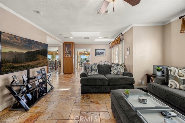 Detail Gallery Image 15 of 48 For 30663 Champion, Canyon Lake,  CA 92587 - 3 Beds | 2 Baths