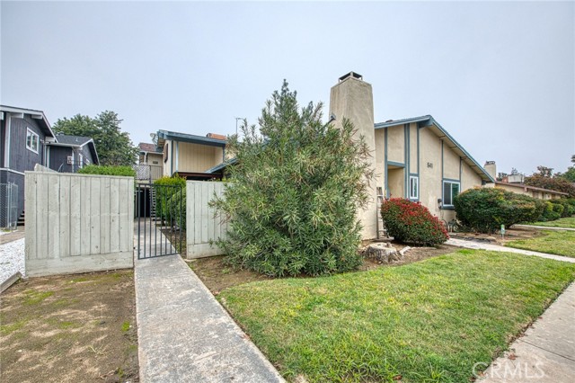 Detail Gallery Image 5 of 34 For 541 W Ashlan, Clovis,  CA 93612 - – Beds | – Baths