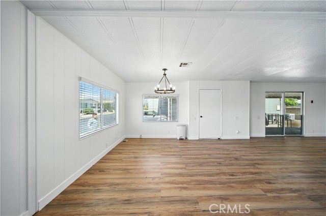 626 N Dearborn, Redlands CA: https://media.crmls.org/medias/ff3b6b5d-5662-4e3d-bab0-4ba17c100543.jpg