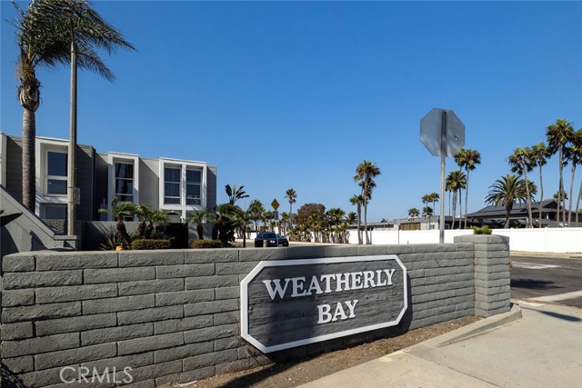 4006 Aladdin Drive, Huntington Beach CA: https://media.crmls.org/medias/ff3b9b6e-48df-4394-9b88-6fe907ed057c.jpg