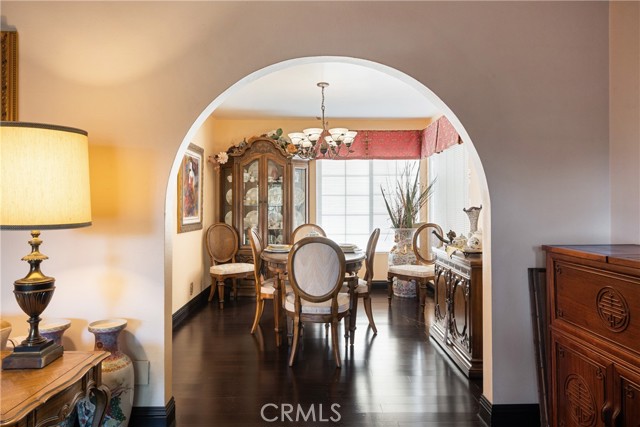 5266 Bluff Street, Norco CA: https://media.crmls.org/medias/ff3c14a6-4582-4b48-a227-83c9258c47f7.jpg