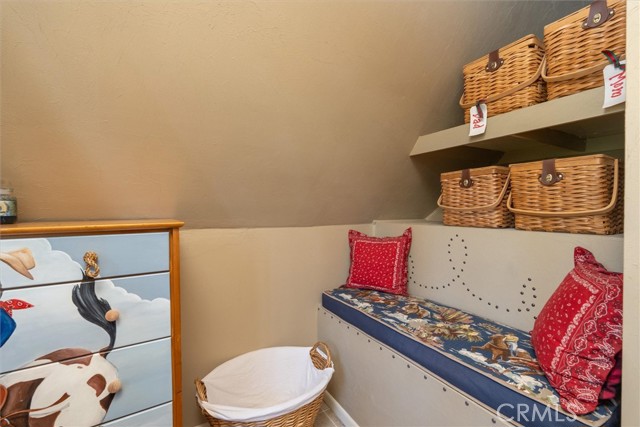 Detail Gallery Image 19 of 26 For 1151 Railroad Ln, Fish Camp,  CA 93623 - 1 Beds | 1/1 Baths