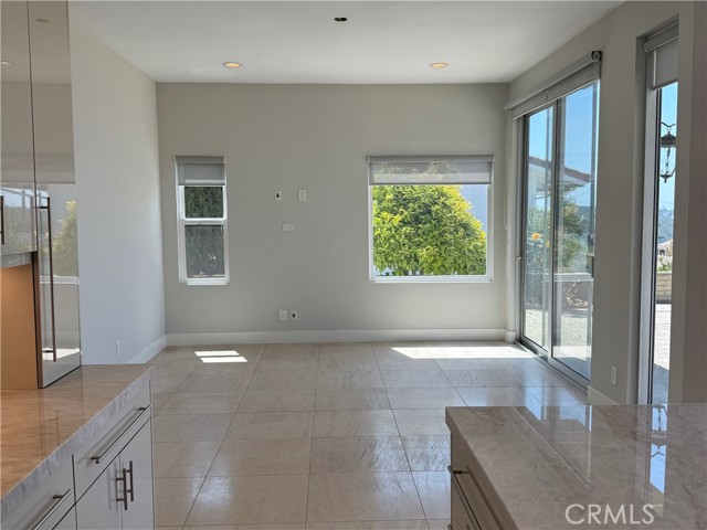 2615 Temple Hills Drive, Laguna Beach CA: https://media.crmls.org/medias/ff3cd8ec-73dd-4f66-9772-52722e6aef8a.jpg