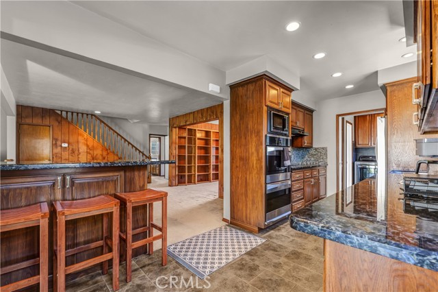 Image 10 of 33 For 6337 Droxford St