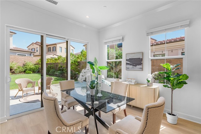 98 Quill, Irvine CA: https://media.crmls.org/medias/ff3de0d0-2d46-42f3-a3ae-e859ec25be0d.jpg