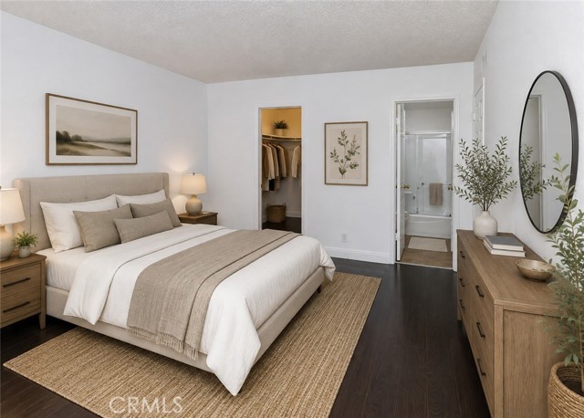 10636 Woodley Avenue, 34 photo 6