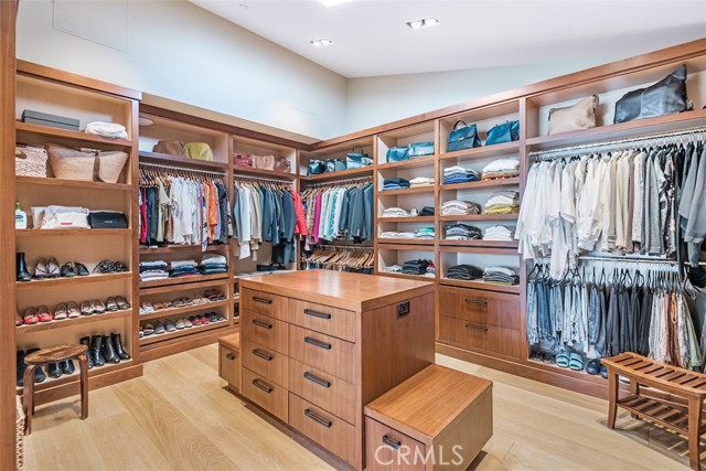 38 Saddleback, Rolling Hills CA: https://media.crmls.org/medias/ff3f7392-c97a-49ee-a9c7-56424763f34f.jpg