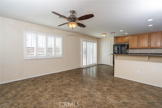 Detail Gallery Image 11 of 27 For 15526 Buckboard Ln, Moreno Valley,  CA 92555 - 3 Beds | 2 Baths