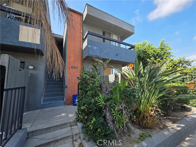 Detail Gallery Image 12 of 12 For 6911 Woodley, Van Nuys,  CA 91406 - 0 Beds | 1 Baths