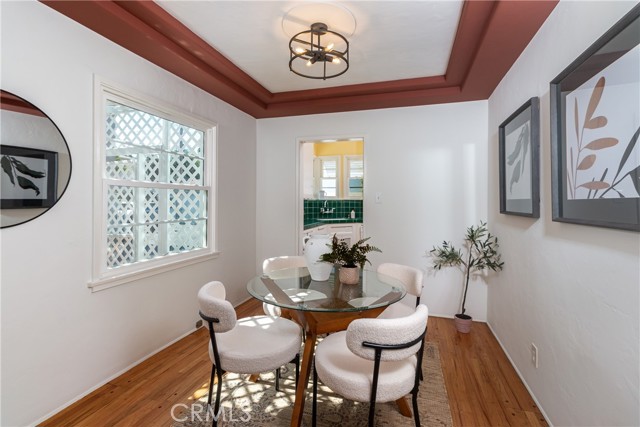 Detail Gallery Image 15 of 32 For 121 N Myers, Burbank,  CA 91506 - 4 Beds | 2 Baths