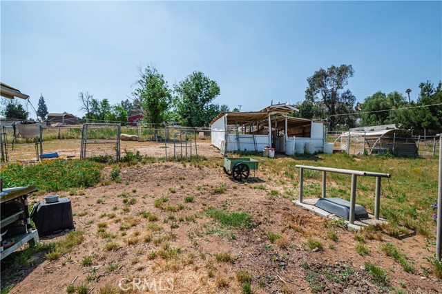 5535 Charlotte Lane, Jurupa Valley CA: https://media.crmls.org/medias/ff417c53-078e-4696-b41c-d164401d87e1.jpg