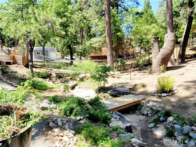 Detail Gallery Image 31 of 42 For 2424 Spruce Dr, Running Springs,  CA 92382 - 3 Beds | 2 Baths