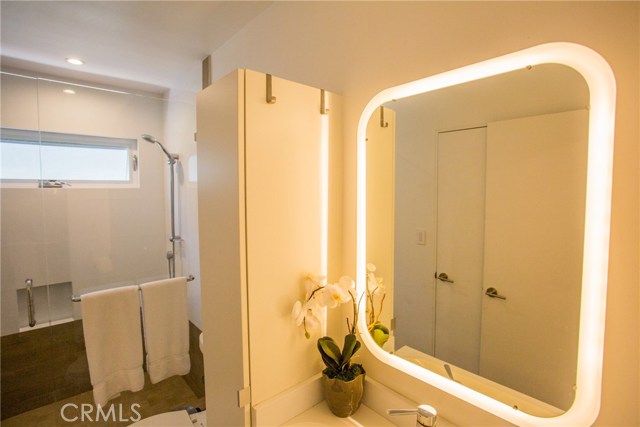 Detail Gallery Image 36 of 52 For 5714 Vantage Ave, Valley Village,  CA 91607 - 4 Beds | 3 Baths