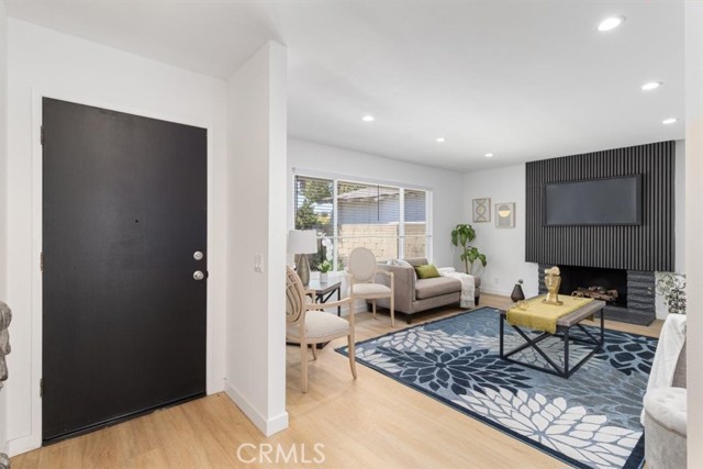 Detail Gallery Image 8 of 55 For 13864 Elgers St, Cerritos,  CA 90703 - 3 Beds | 2 Baths