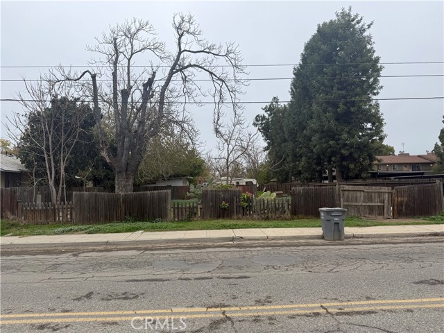 Detail Gallery Image 4 of 4 For 140 Washington, Chowchilla,  CA 93610 - – Beds | – Baths