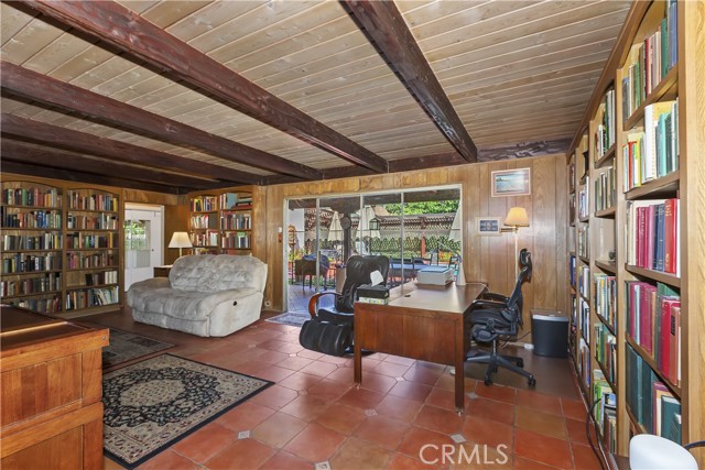 Detail Gallery Image 23 of 39 For 125 E H St, Ontario,  CA 91764 - 4 Beds | 2 Baths