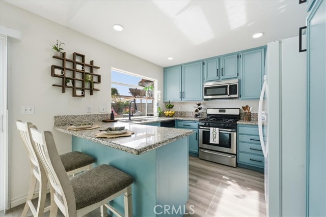 Detail Gallery Image 3 of 42 For 24103 Sandy Glade Ave, Moreno Valley,  CA 92557 - 3 Beds | 2 Baths