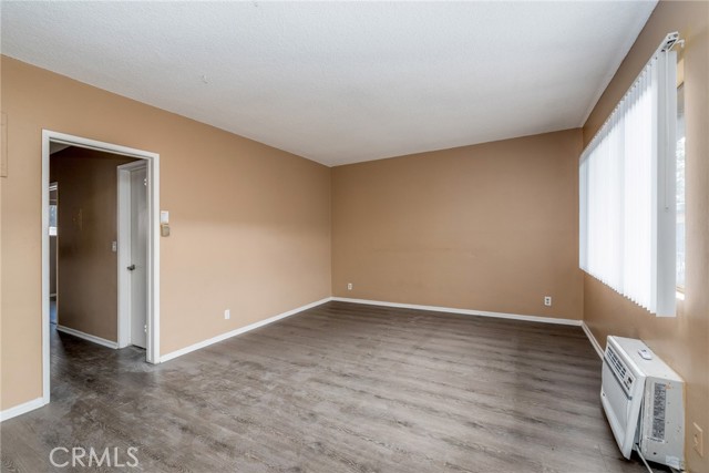 Detail Gallery Image 4 of 19 For 17931 Devonshire St #24,  Northridge,  CA 91325 - 2 Beds | 1/1 Baths