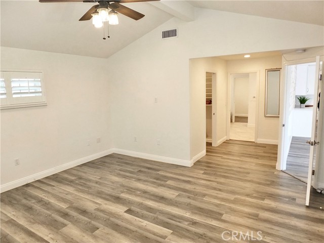 729 East Emerson Ave, Orange CA: https://media.crmls.org/medias/ff465bc4-5f1e-4e59-aafd-778f4a47f4f1.jpg