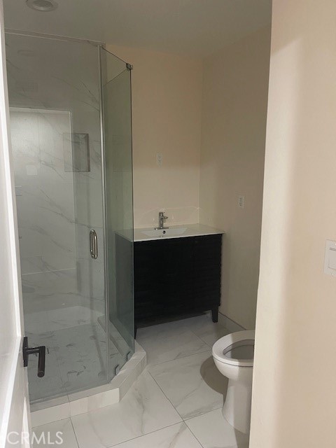 Detail Gallery Image 12 of 14 For 16959 San Jose St, Granada Hills,  CA 91344 - 2 Beds | 2 Baths