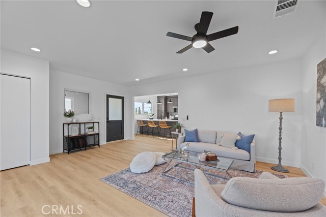 Detail Gallery Image 4 of 39 For 357 Cornwell, Los Angeles,  CA 90033 - 2 Beds | 2/1 Baths