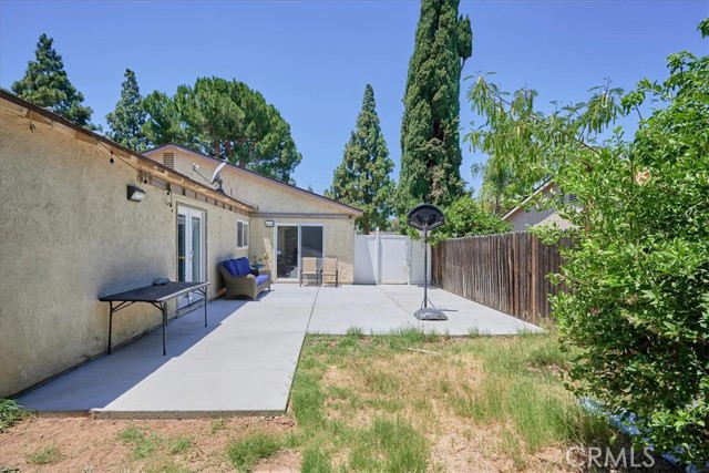 Detail Gallery Image 29 of 34 For 2019 Newton Dr, Corona,  CA 92882 - 3 Beds | 2 Baths