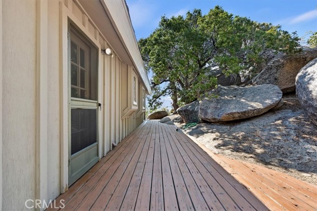 33052 Piedras Grandes, Green Valley Lake CA: https://media.crmls.org/medias/ff4877b8-598c-4a65-b959-56f7a7a9c901.jpg