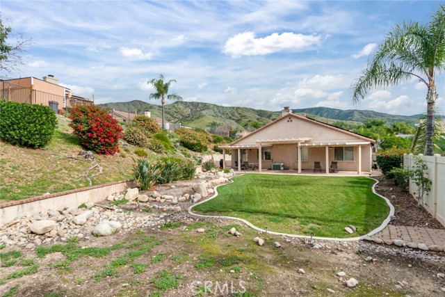 Detail Gallery Image 25 of 26 For 7586 Vista Alegre, Highland,  CA 92346 - 4 Beds | 2/1 Baths