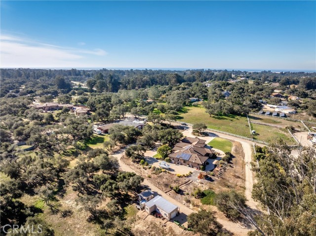 325 Red Oak Way, Arroyo Grande CA: https://media.crmls.org/medias/ff498958-587f-4c8e-98b8-5f0baef748aa.jpg