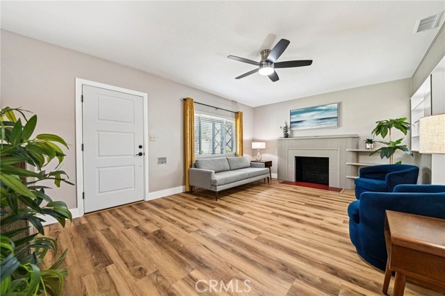 371 Sierra Madre Villa, Pasadena CA: https://media.crmls.org/medias/ff4a0c29-6126-4515-b5cb-aeae315639c0.jpg