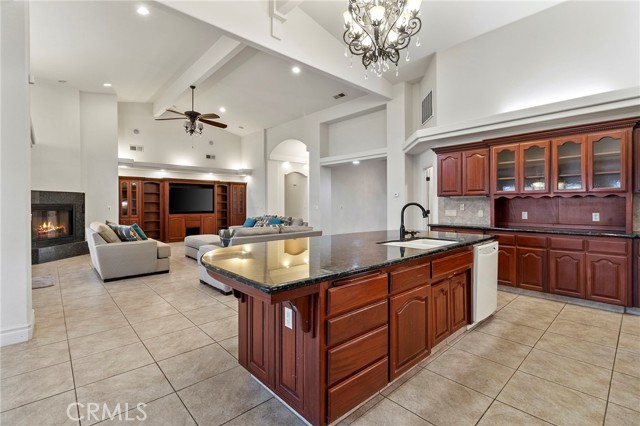 Detail Gallery Image 11 of 38 For 3255 Hollow, Madera,  CA 93637 - 5 Beds | 3 Baths