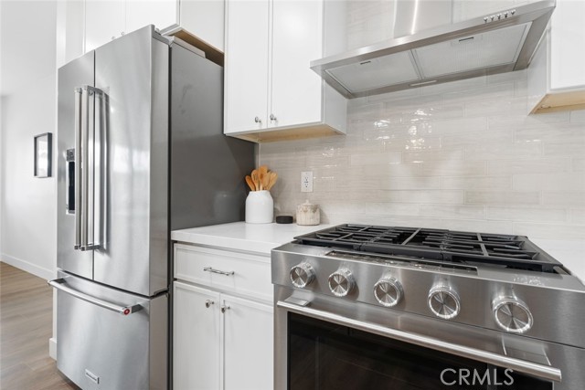 Detail Gallery Image 15 of 36 For 2271 Mira Mar, Long Beach,  CA 90815 - 3 Beds | 3 Baths