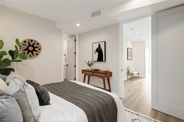 1802 Blossom Lane, Redondo Beach CA: https://media.crmls.org/medias/ff4a7336-030c-4465-b9f6-0b5dc646bf9c.jpg