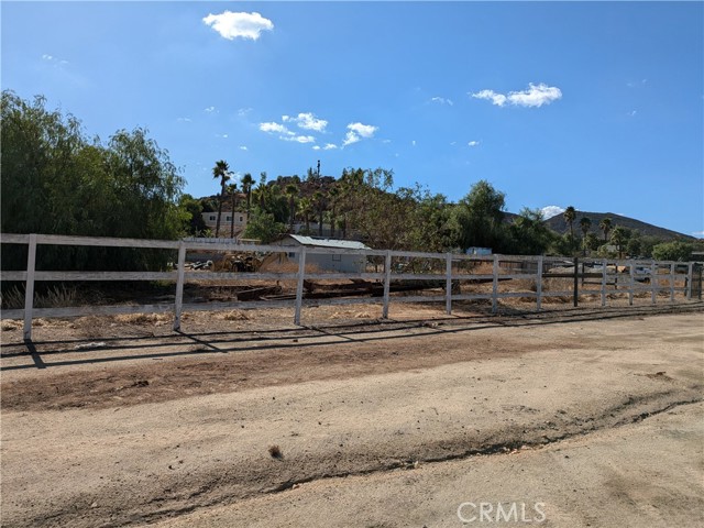 Detail Gallery Image 8 of 24 For 33633 Gloria Rd, Menifee,  CA 92584 - 3 Beds | 2 Baths