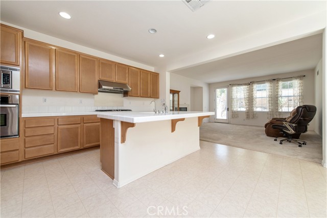 10324 BOLD RED Drive, Rancho Cucamonga CA: https://media.crmls.org/medias/ff4b2771-226e-46ee-9d3e-fbe79108fe40.jpg