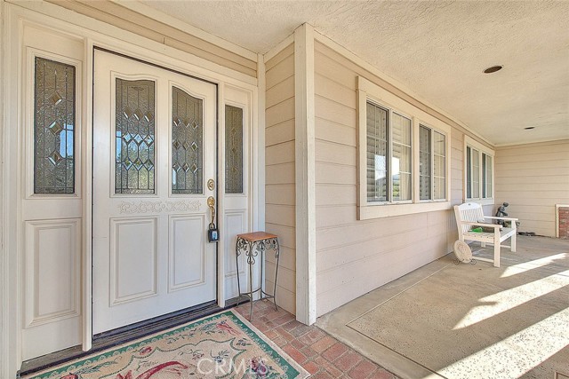 Detail Gallery Image 11 of 49 For 23140 Western Crest Dr, Lake Mathews,  CA 92570 - 4 Beds | 3/1 Baths