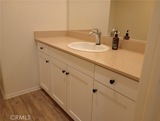 Detail Gallery Image 11 of 33 For 401 Castiano St, Camarillo,  CA 93012 - 3 Beds | 2/1 Baths