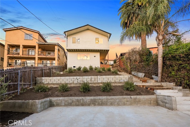1871 Heidleman Road, Los Angeles CA: https://media.crmls.org/medias/ff4d5d8a-da9f-4aa6-984c-261748cb1463.jpg