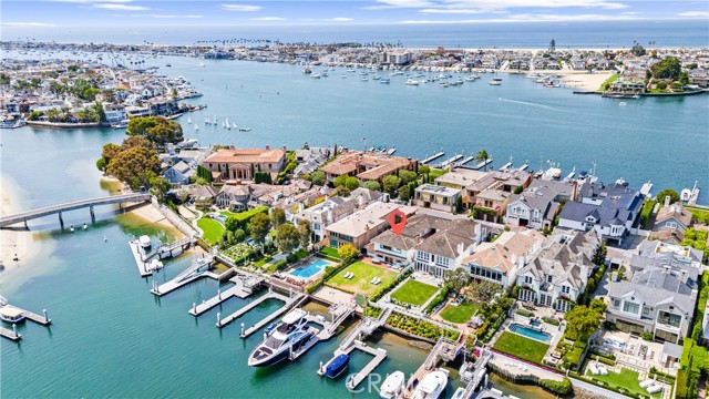 Detail Gallery Image 36 of 36 For 11 Harbor Is, Newport Beach,  CA 92660 - 3 Beds | 2 Baths