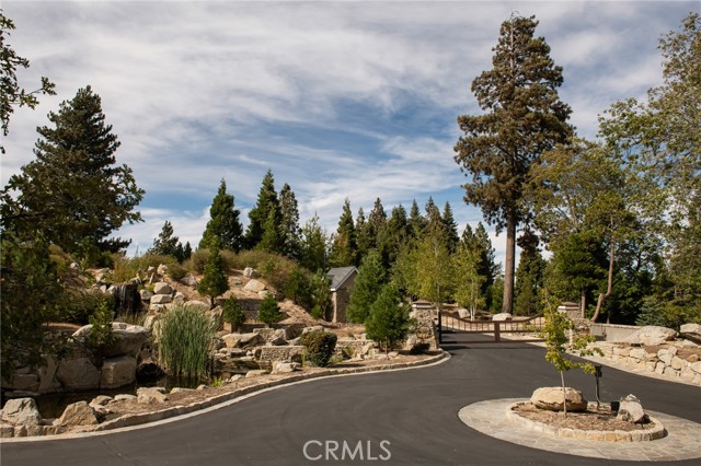 Detail Gallery Image 35 of 47 For 292 Ponderosa Peak Rd, Lake Arrowhead,  CA 92352 - 4 Beds | 4/1 Baths