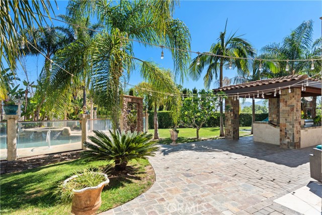 Detail Gallery Image 31 of 41 For 5492 Calarosa Ranch, Camarillo,  CA 93012 - 5 Beds | 5/1 Baths