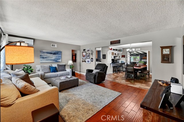 Detail Gallery Image 4 of 46 For 138 Terrace Ln, San Marcos,  CA 92069 - 4 Beds | 2 Baths