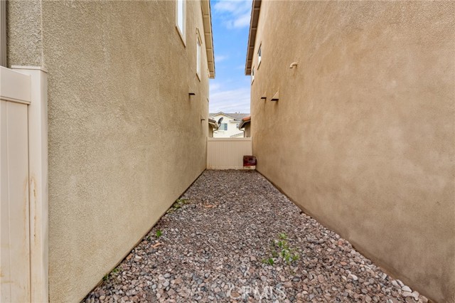 Image 7 of 49 For 1426 Sorrel Court