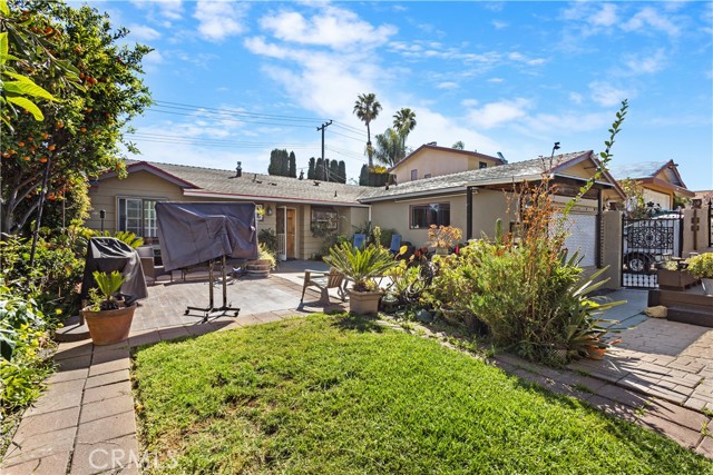 Detail Gallery Image 2 of 40 For 7415 San Bergamo Dr, Goleta,  CA 93117 - 3 Beds | 2 Baths