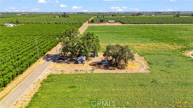 8340 West Lane, Winton CA: https://media.crmls.org/medias/ff500731-abd0-487b-884a-b30bdc56d5f0.jpg