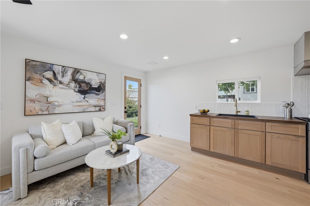 1958 32nd Street - photo 2